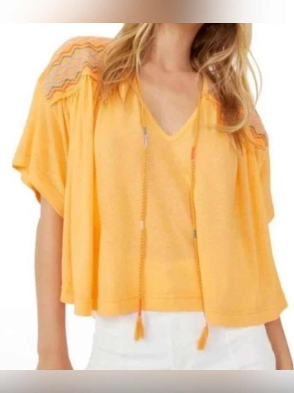 Free People oversized V-Neck Lightweight Knit Top
(B5)
